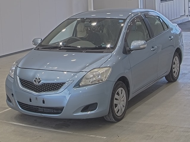 TOYOTA BELTA X