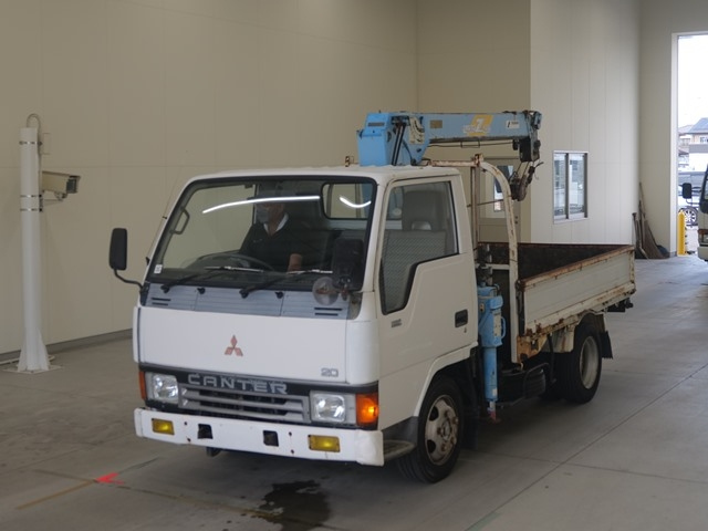 MITSUBISHI CANTER