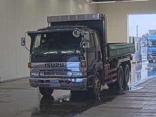 ISUZU TRUCK