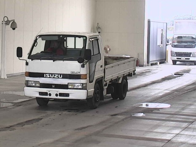 ISUZU ELF Gila
