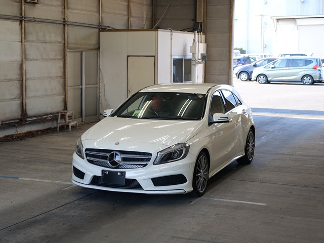 MERCEDES BENZ A180 Sports