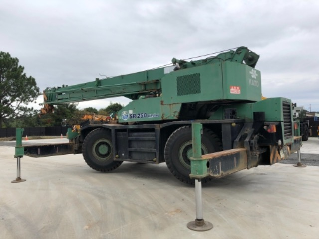 KATO ROUGH TERRAIN CRANE