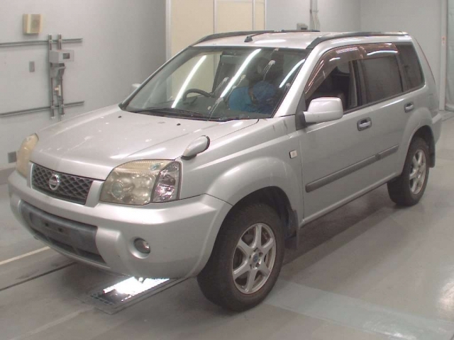 NISSAN X TRAIL St 4WD