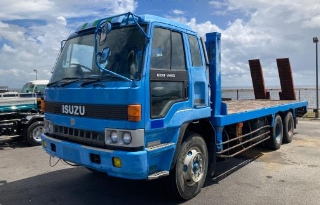 ISUZU GIGA RECOVERY TRUCK
