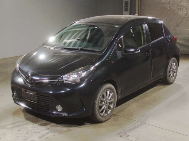 TOYOTA VITZ U