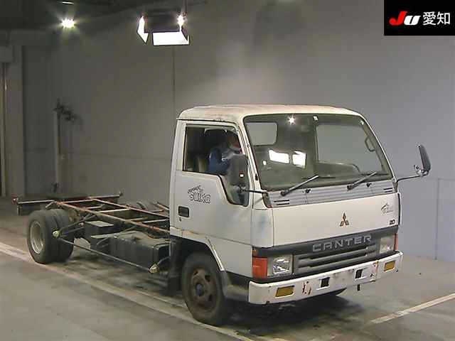MITSUBISHI CANTER