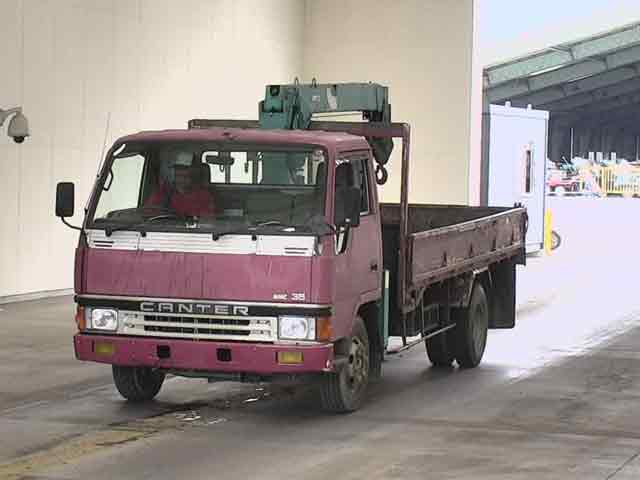 MITSUBISHI CANTER