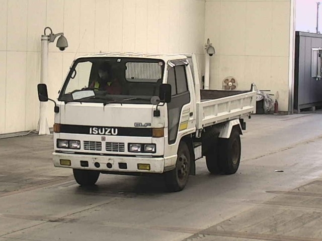ISUZU ELF Dump