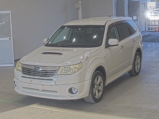 SUBARU FORESTER 2.0XT Black Leather - Selection