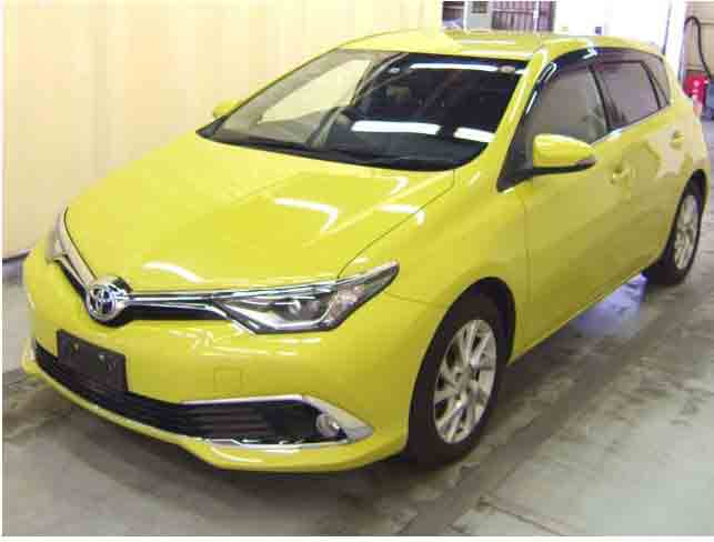 TOYOTA AURIS
