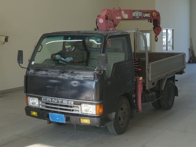 MITSUBISHI CANTER