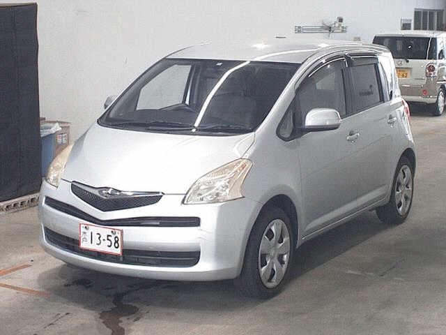 TOYOTA RACTIS X L Package