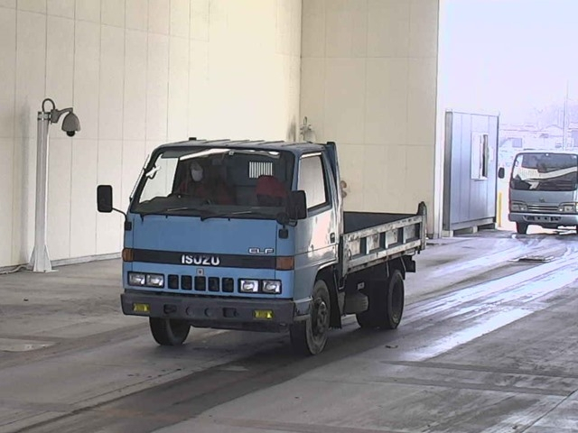 ISUZU ELF Dump