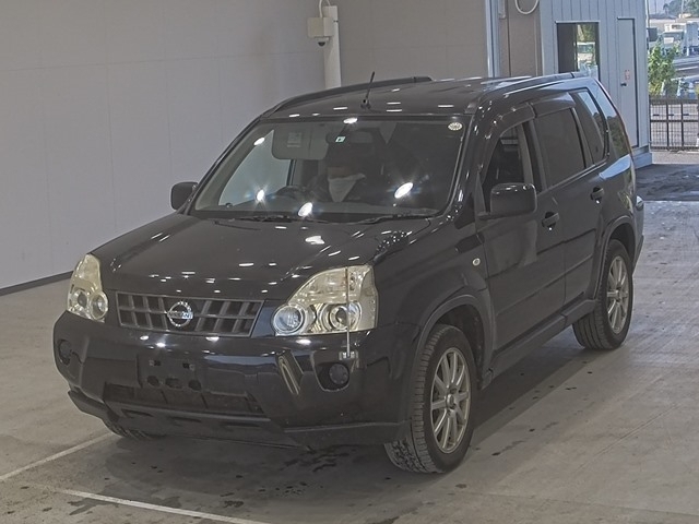 NISSAN X TRAIL