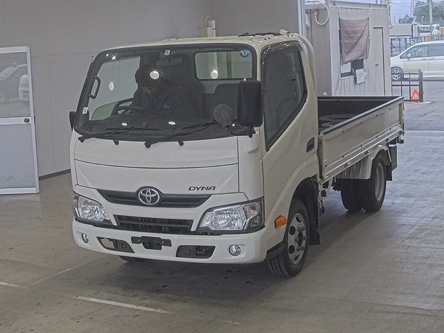 TOYOTA DYNA
