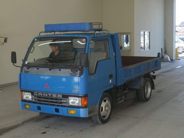 MITSUBISHI CANTER