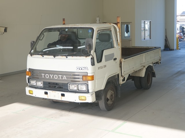 TOYOTA  DYNA