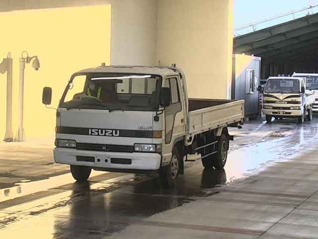 ISUZU ELF