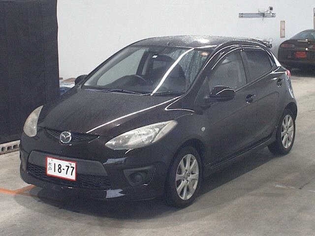 MAZDA DEMIO 13S