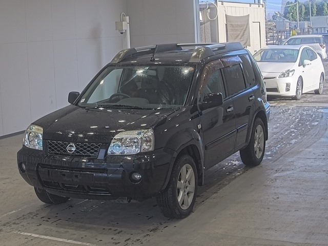 NISSAN X TRAIL