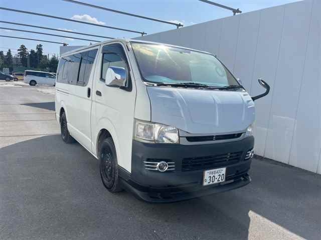TOYOTA HIACE VAN Long DX