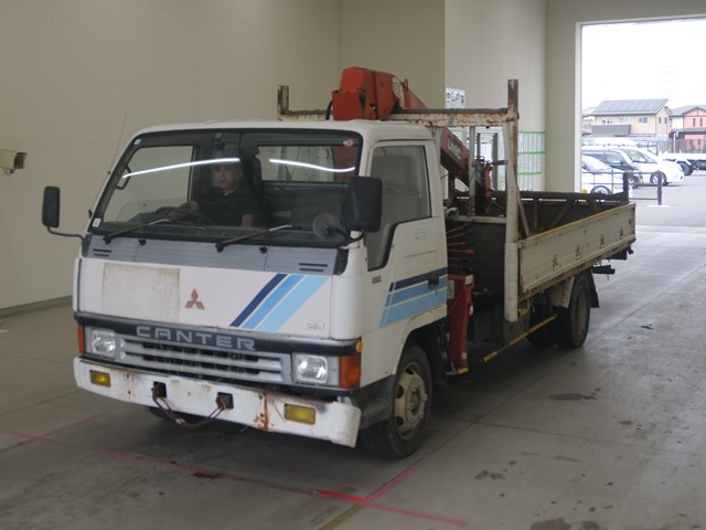 MITSUBISHI CANTER