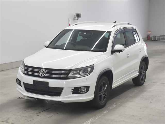 VOLKSWAGEN TIGUAN 2.0TSI_R Line 4