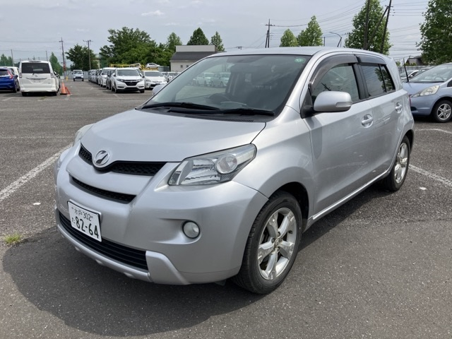 TOYOTA IST 150G