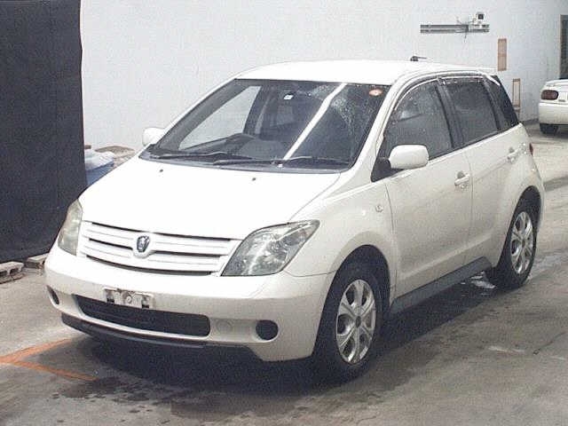 TOYOTA IST 1.3F L