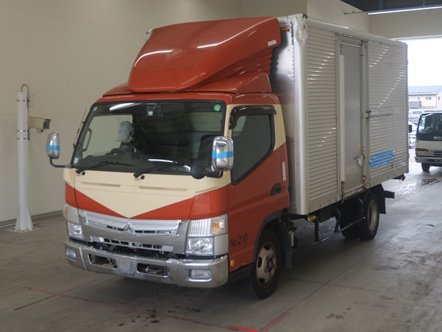 MITSUBISHI CANTER
