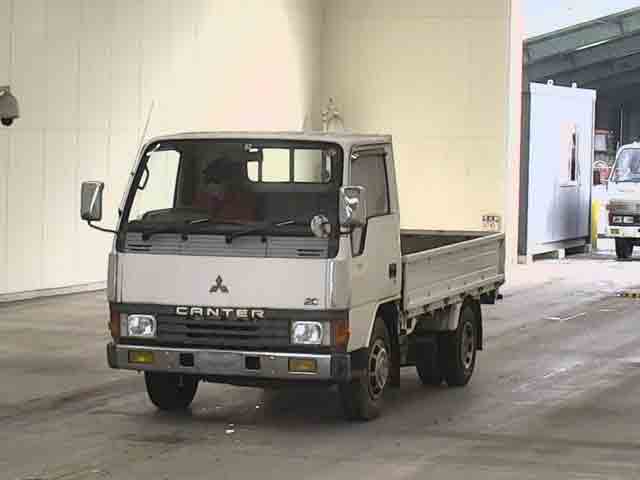 MITSUBISHI CANTER