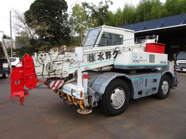 KATO ROUGH TERRAIN CRANE