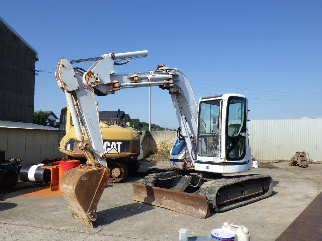SUMITOMO EXCAVATOR