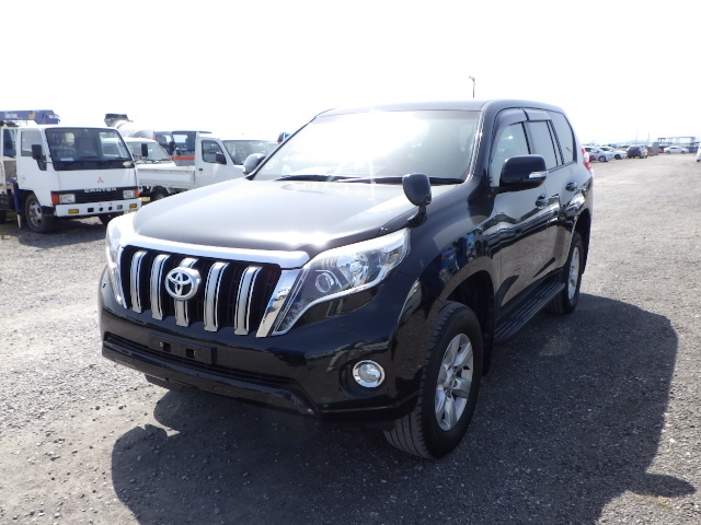 TOYOTA LAND CRUISER PARADO