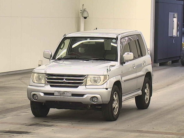 MITSUBISHI PAJERO IO