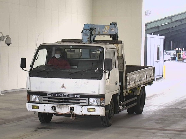 MITSUBISHI CANTER