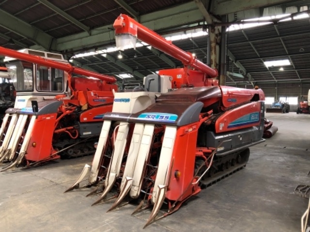 KUBOTA RICE HARVESTER
