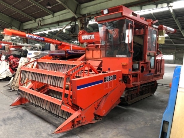 KUBOTA RICE HARVESTER 
