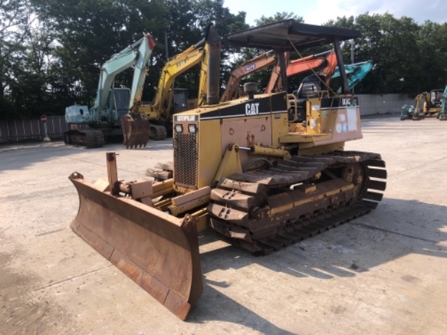 CATERPILLAR DOZER 