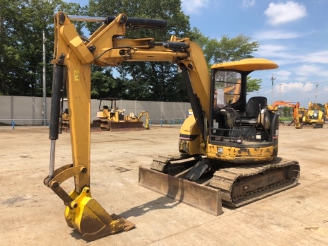 CATERPILLAR  EXCAVATOR