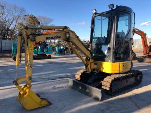 KOMATSU MINI EXCAVATOR 