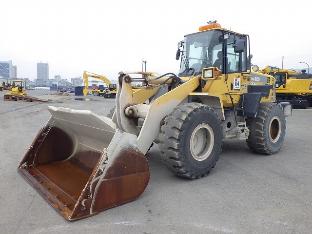 KOMATSU WHEEL LOADER