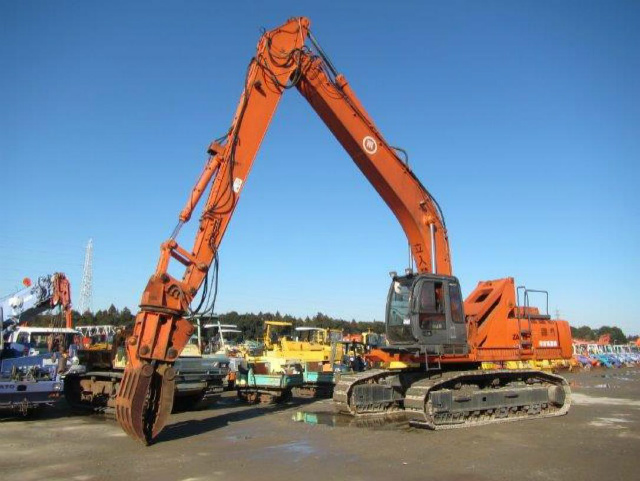 HITACHI EXCAVATOR
