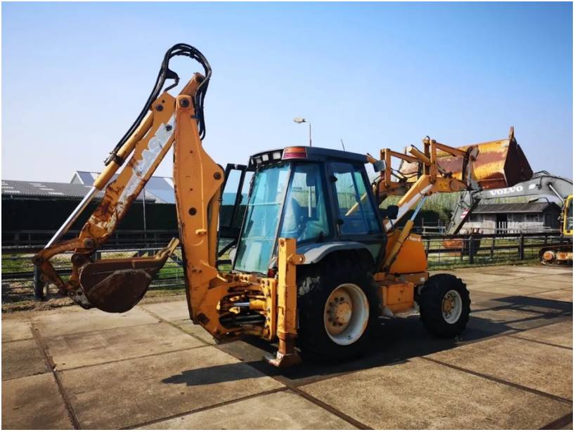 CASE BACKHOE LOADER