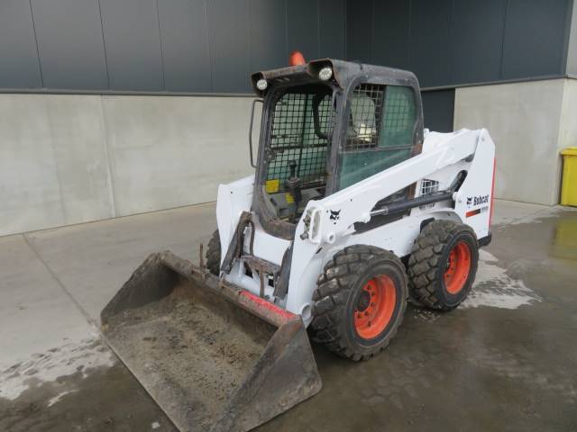 BOBCAT SKID STEER LOADER