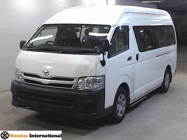 TOYOTA HIACE